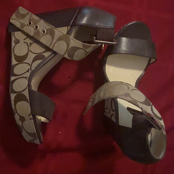 Coach Wedges - Picture 2 of 3